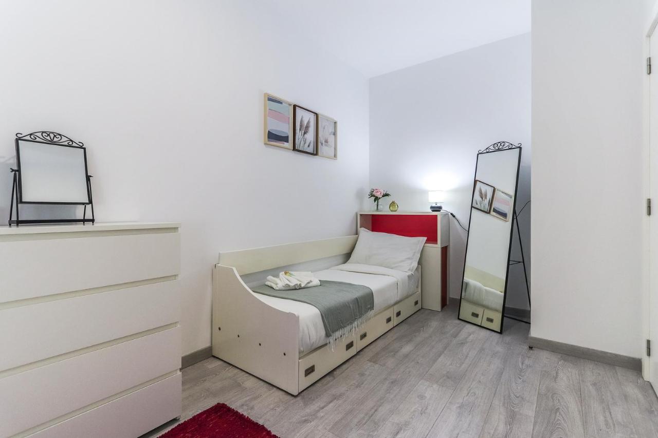 Vita Portucale ! Moscavide Family Apartment Lisboa Dış mekan fotoğraf